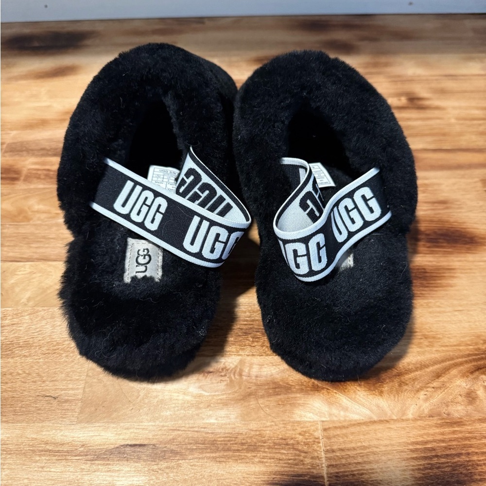 UGG Fluff Yeah Slide Sandal~Black~Size 7 - Picture 2 of 6